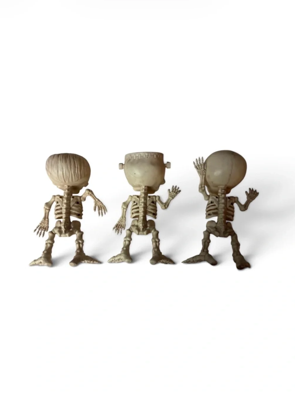 Decorative Mini Skeleton Figurines – Cream Halloween Home Accents